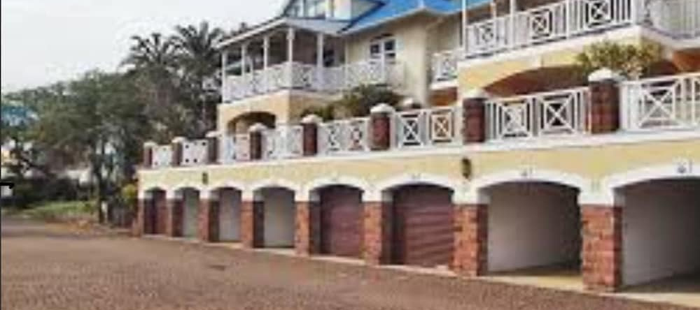 Caribbean Estates, 爱德华港 — 照片 1