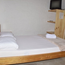 Beautiful Rural Cabin Furnished for 5 People in Nature Near the Village, Buga — photo 2