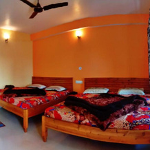 JMT Eco-Binsar by StayApart, 阿尔莫拉 — 照片 2