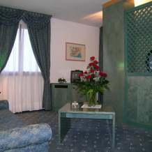 Miceneo Palace Hotel, 斯坎扎诺约尼科 — 照片 3