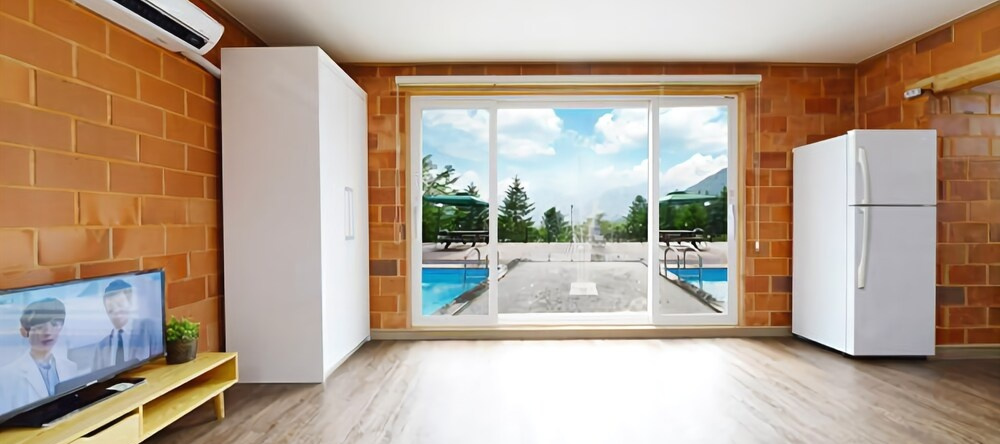 Sancheong Skylight Lake Pension, Nae-ri — photo 1