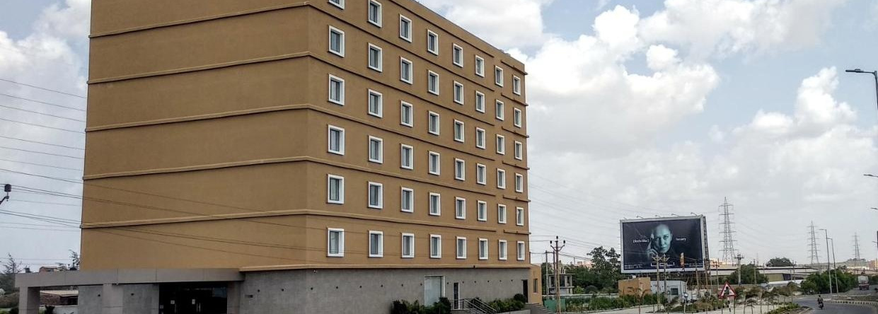 Oaktree Hotel, 莫尔比工业区 — 照片 1