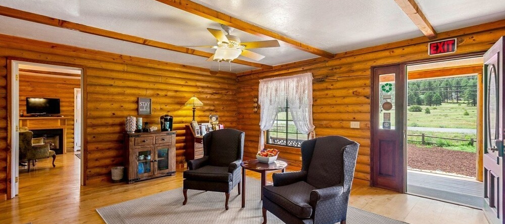 Quarter Horse Inn / Heather Room, Уильямс — фото 1