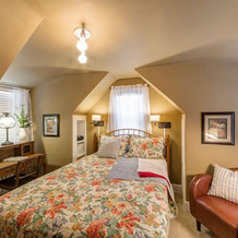 Knob Hill Bed & Breakfast, Флинт — фото 3