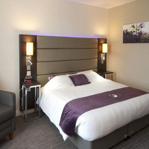 Premier Inn Wirral (two Mills), Woodbank — photo 2