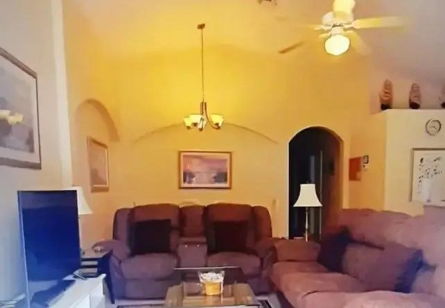 Cumbrian Lakes Resort - Lovely 4 BR Pool Home Game Room - FVV 40493, 基西米 — 照片 1