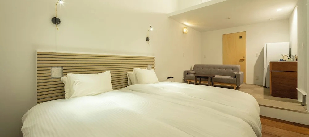 Nishi-Karuizawa Hotel atelier bla by LONGINGHOUSE, Miyota — photo 1