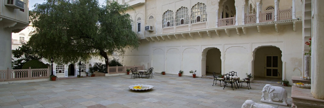 Alsisar Mahal - A Heritage Hotel, 阿尔西萨尔 — 照片 1