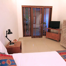 MAHAYANA 3BR VILLA BALI - Close to The Beach, Umeanyar — photo 2