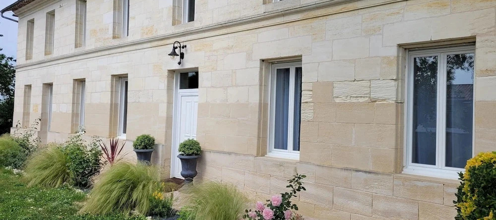 Maison Sommet - 4 chambres, 吕贡-埃-利勒-迪-卡尔内 — 照片 1