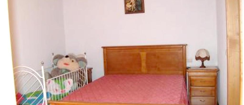 Villa With 2 Bedrooms in Pedraça, With Wonderful Mountain View, Shared Pool, Enclosed Garden, 卡贝塞拉斯德巴斯托 — 照片 1