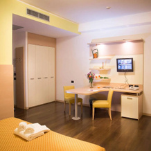 Groane Hotel Residence, 切萨诺马代尔诺 — 照片 4