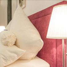 Nachtquartier Burg Flamersheim, 奥伊斯基兴 — 照片 3