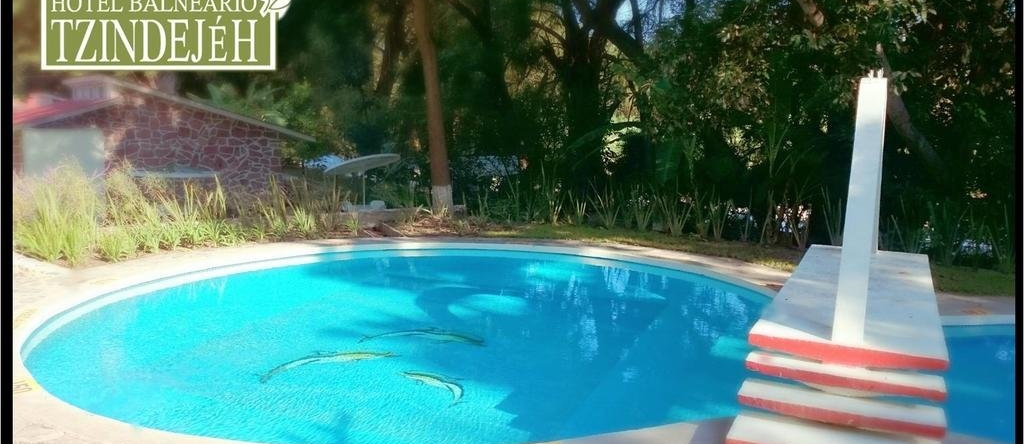 Hotel Balneario Tzindejeh, 伊斯米基尔潘 — 照片 1