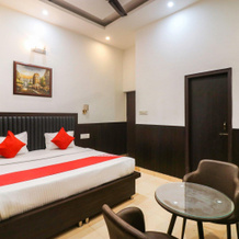 OYO 49034 Hotel Grand Resort, 萨哈兰普尔 — 照片 3