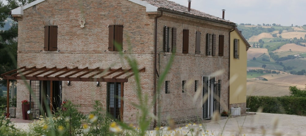 Ca' Del Cardo Bed & Breakfast, Staffolo — photo 1