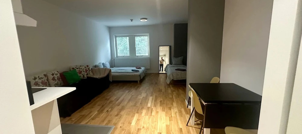 Big Studio Apartment in Sollentuna, Stockholm, 索伦蒂纳 — 照片 1