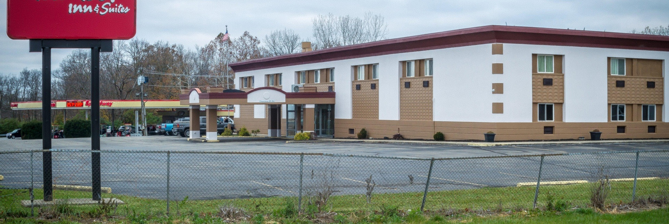 Red Roof Inn & Suites Piqua - I-75, Пиква — фото 1