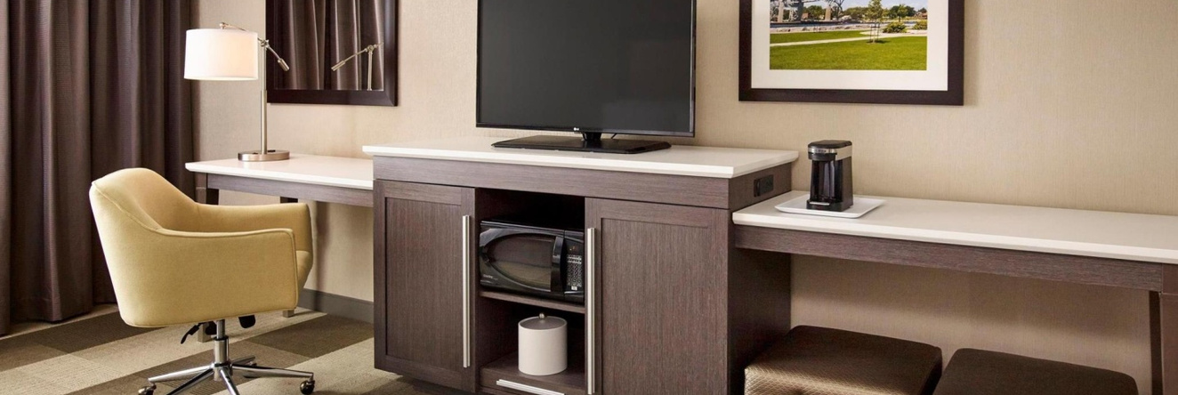 Hampton Inn by Hilton Sarnia/Point Edward, Sarnia — photo 1