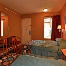 Knights Inn Buttonwillow, Баттноуиллоу — фото 2
