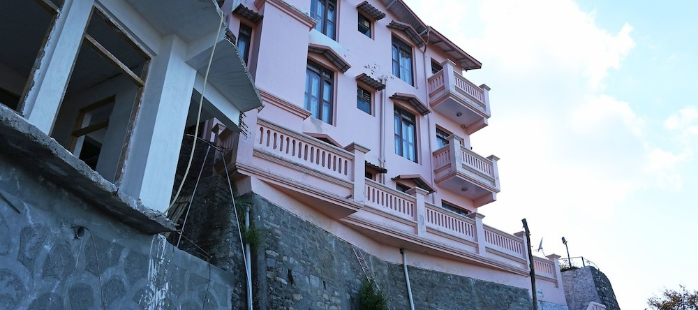 OYO 12140 Home 2BHK Valley view Ramgarh, 奈尼塔尔 — 照片 1