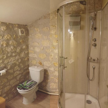 Le Logis De Chalons, Ле Гюа — фото 2
