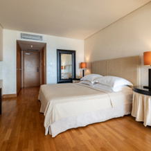 Plaza Resort Hotel, 萨罗尼科斯 — 照片 3