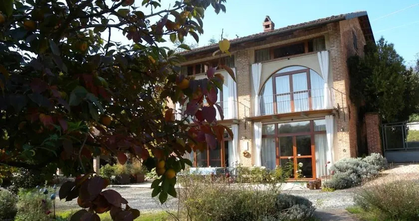 Cascina le Roasine, 蒙库科托里内塞 — 照片 1