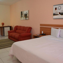 Oyo Hotel Calabreza, Tres Coracoes — photo 4