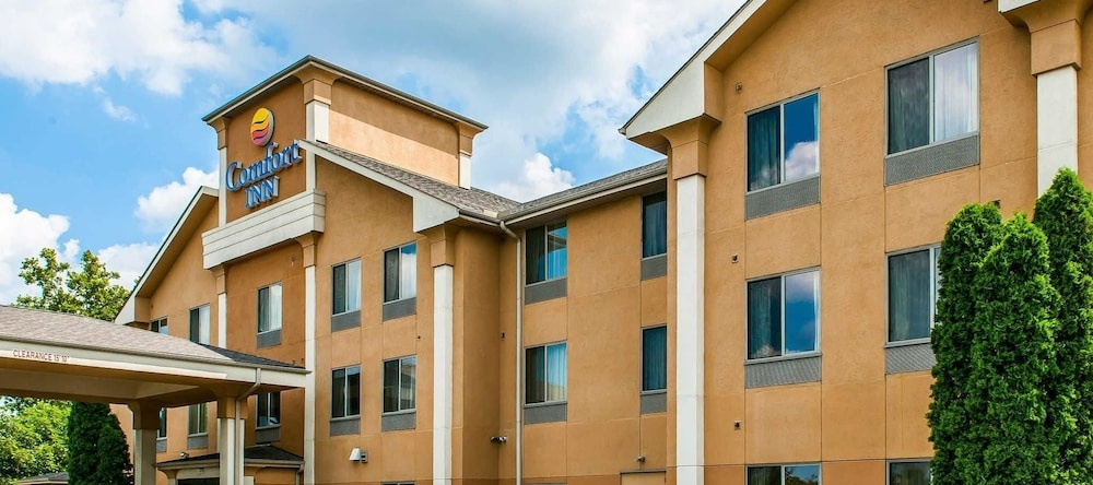 Comfort Inn, 皮克林顿 — 照片 1
