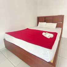 Guest House Hj Muriyah Syariah Slawi RedPartner, 斯拉维 — 照片 5