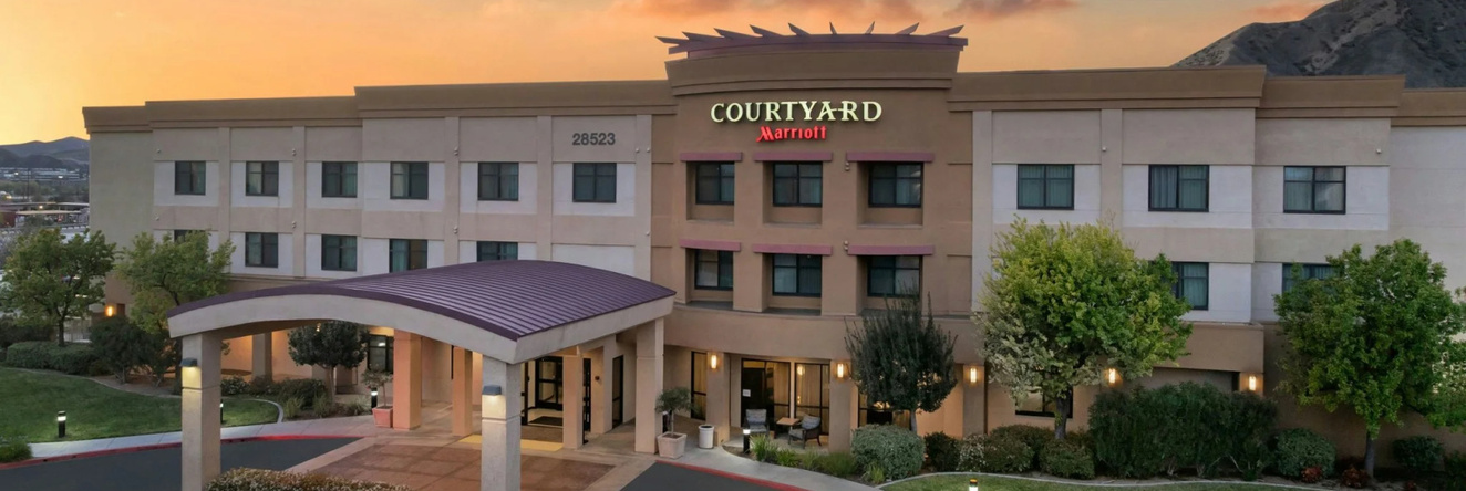 Courtyard By Marriott Santa Clarita Valencia, Санта-Кларита — фото 1