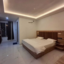 Hotel Surya Inn, 拉尔塔帕尔 — 照片 3