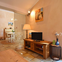 Modern villa in Cournonterral, with large garden, private pool and terrace, 库尔农泰拉尔 — 照片 2