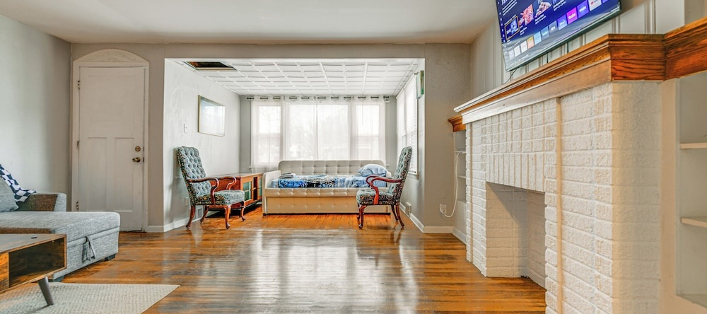 6 Mi to Dtwn Attractions: Buffalo Apartment!, 布法罗 — 照片 1