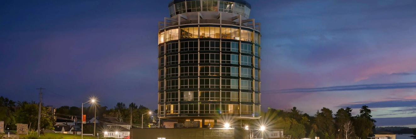 Clarion Lakeside Inn & Conference Centre, 凯诺拉 — 照片 1