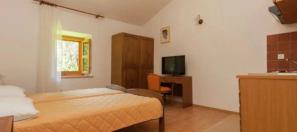 Rural Villa With Swimming Pool, 克洛赫 — 照片 1