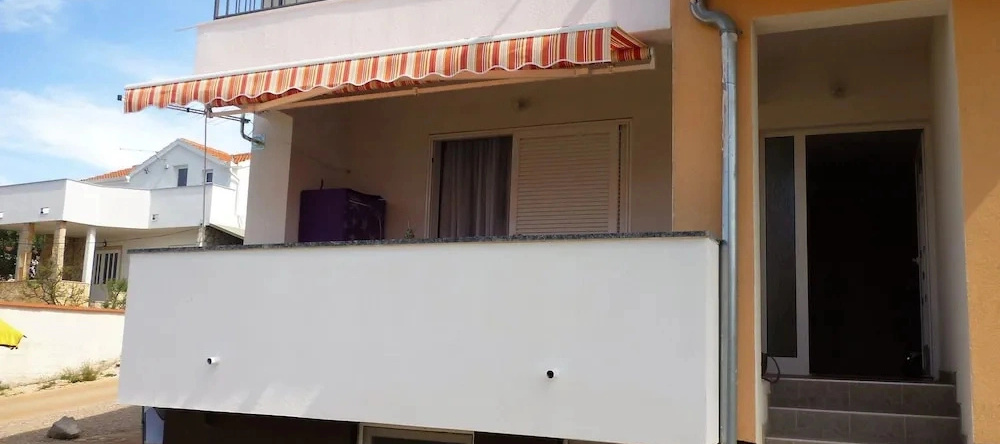 Apartments Tisa-with Seaview, 塞利内 — 照片 1
