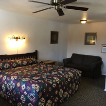 Chama River Bend Lodge, Chama — photo 3