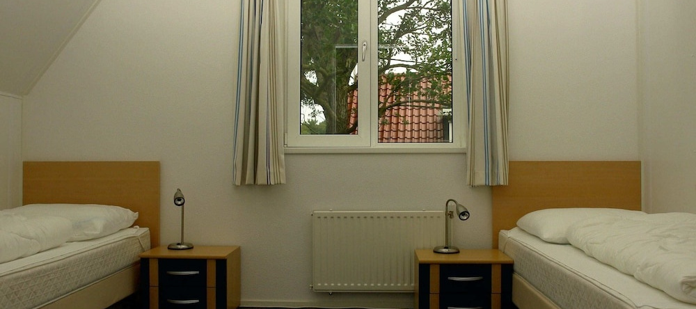 Detached Holiday Home With Wifi, 20Km Van Assen, Вестерборк — фото 1