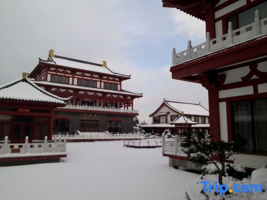 Guo Bin Hotel, 烟台 — 照片 1