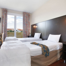 Hotel The Originals Perpignan Sud Le Grillon d'Or (ex Inter-Hotel), 勒布卢 — 照片 2