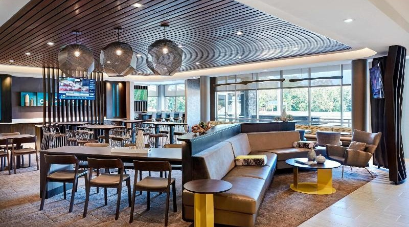 Spriinghill Suites By Marriott Ames, Ames — photo 1