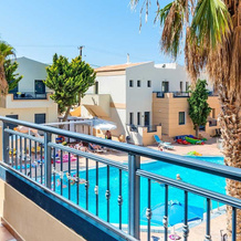 Blue Aegean Hotel & Suites, Гувес — фото 3