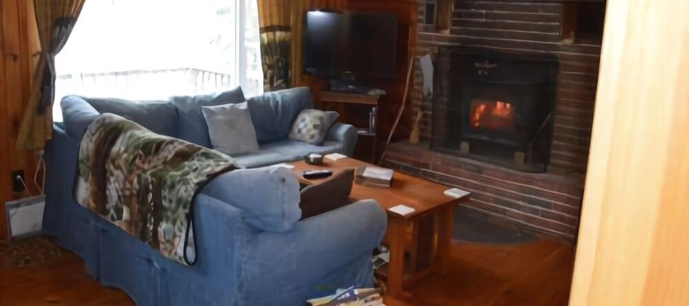 Georges Pond Haven - Two Bedroom Home, 普罗спект港 — 照片 1