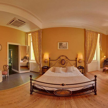 Manoir de la Roseraie, Grignan — photo 4