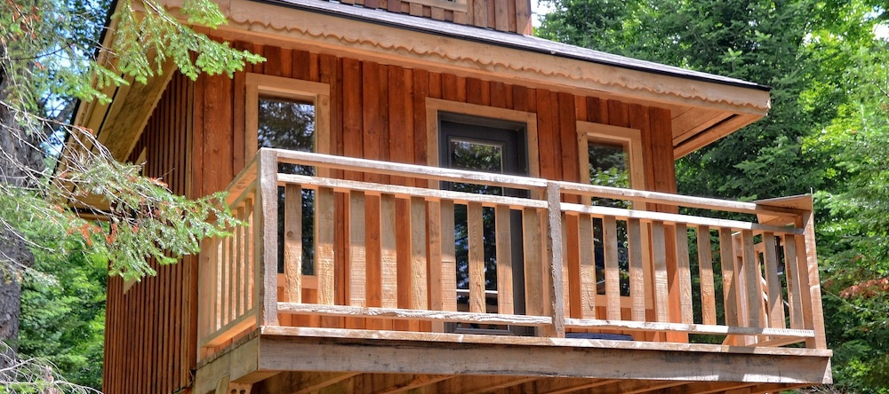 Les Refuges Perchés Mont-tremblant, 瓦尔德拉克 — 照片 1