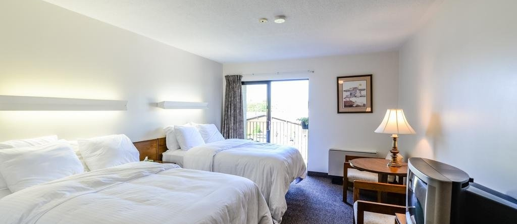 The June Motel Sauble Beach, 南布鲁斯半岛 — 照片 1