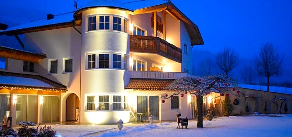 Hotel Nussbaumerhof, 罗登戈 — 照片 1