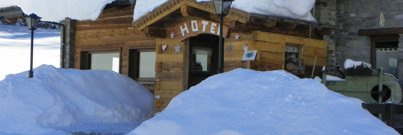 Hotel Les Granges, Ла-Тюиль — фото 1